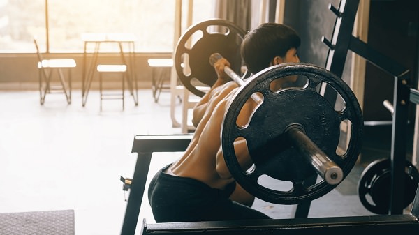 Thời gian tập gym buổi sáng hay chiều tốt?